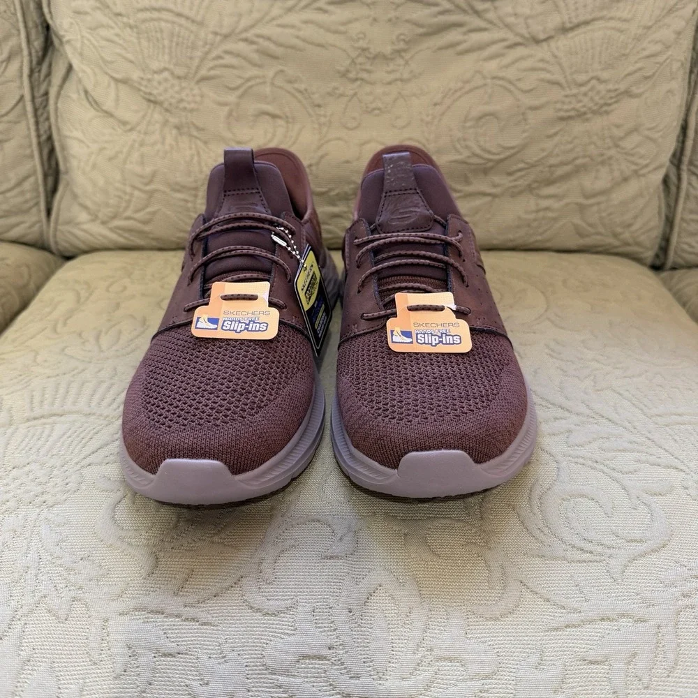 SKECHERS Garner Newick Men 8.5 Shoes Dark Brown Slipins Relax Fit Sneaker 210803